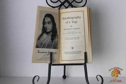 The Autobiography of a Yogi Paramahansa Yogananda