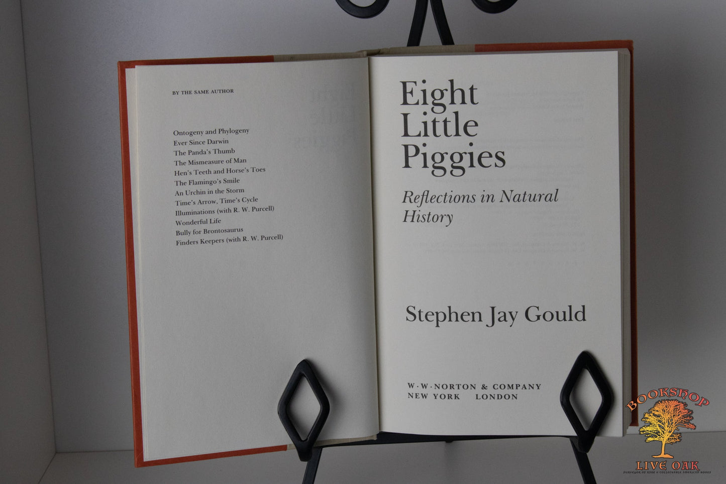 Eight Little Piggies Reflections in Natural History Stephen Jay Gould