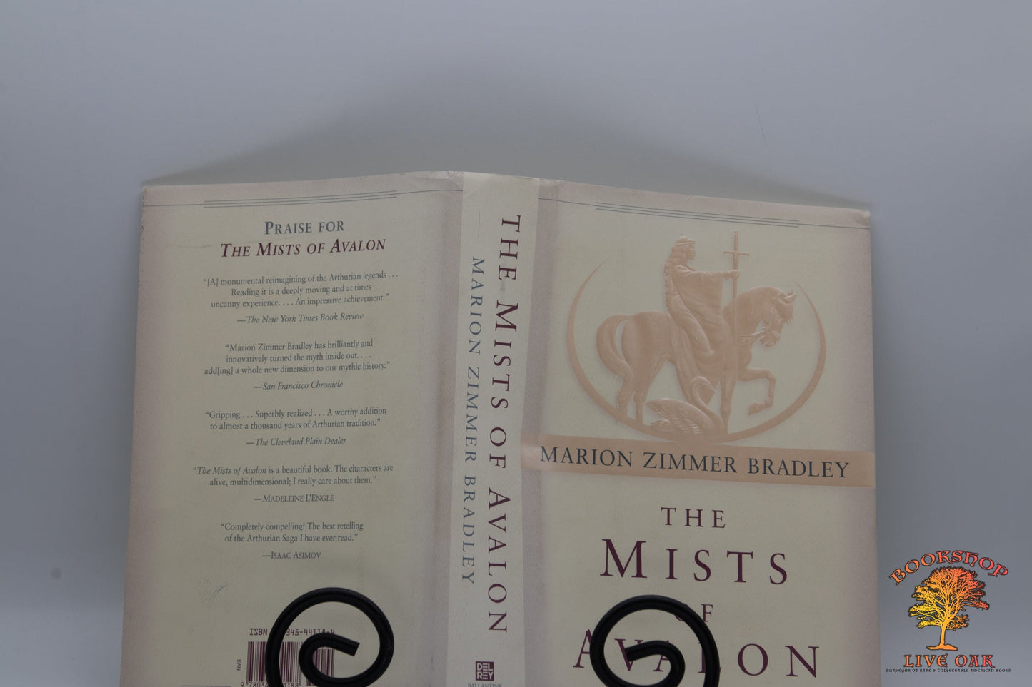 The Mists of Avalon; Marion Zimmer Bradley