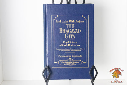 God Talks with Arjuna The Bhagavad Gita translation and commentary by Paramahansa Yogananda Chapters 1-5 Paramahansa Yogananda