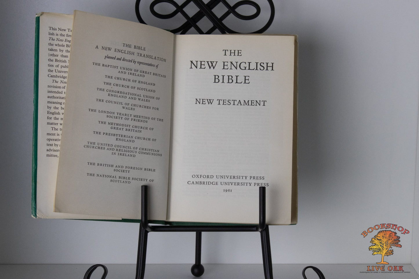 The New English Bible New Testament Printed in Great Britain at the University Press Oxford by Vivian Ridler Printer to the University