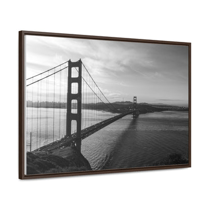 Arts by Dylan: Golden Gate Bridge in Black and White Canvas